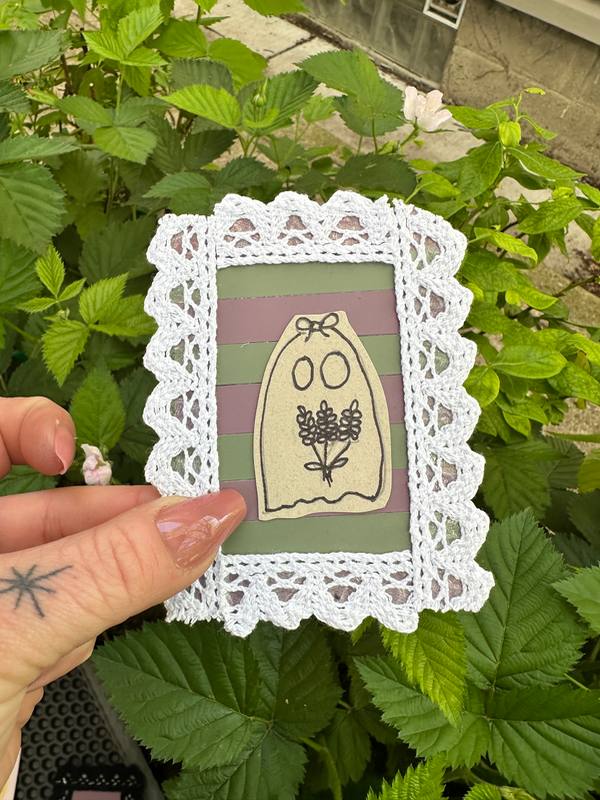 Lacey ghost aceo art card