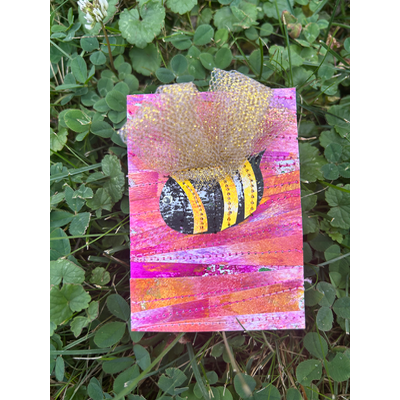 Buzzin’ Bee aceo art card thumbnail 1